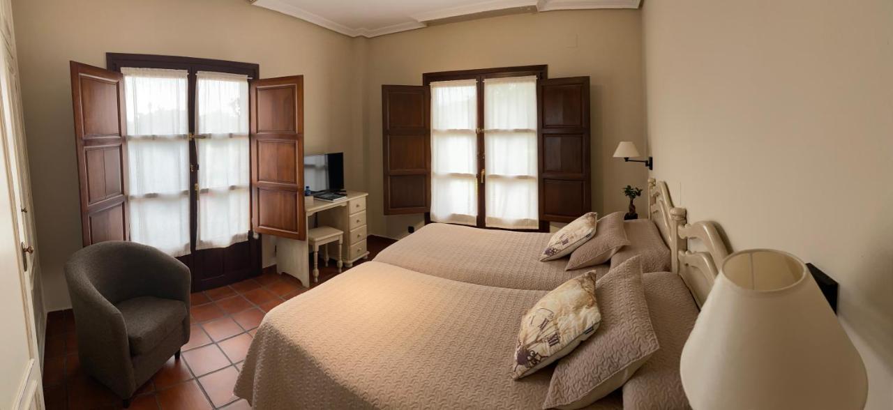 Hotel La Boriza Andrín Esterno foto